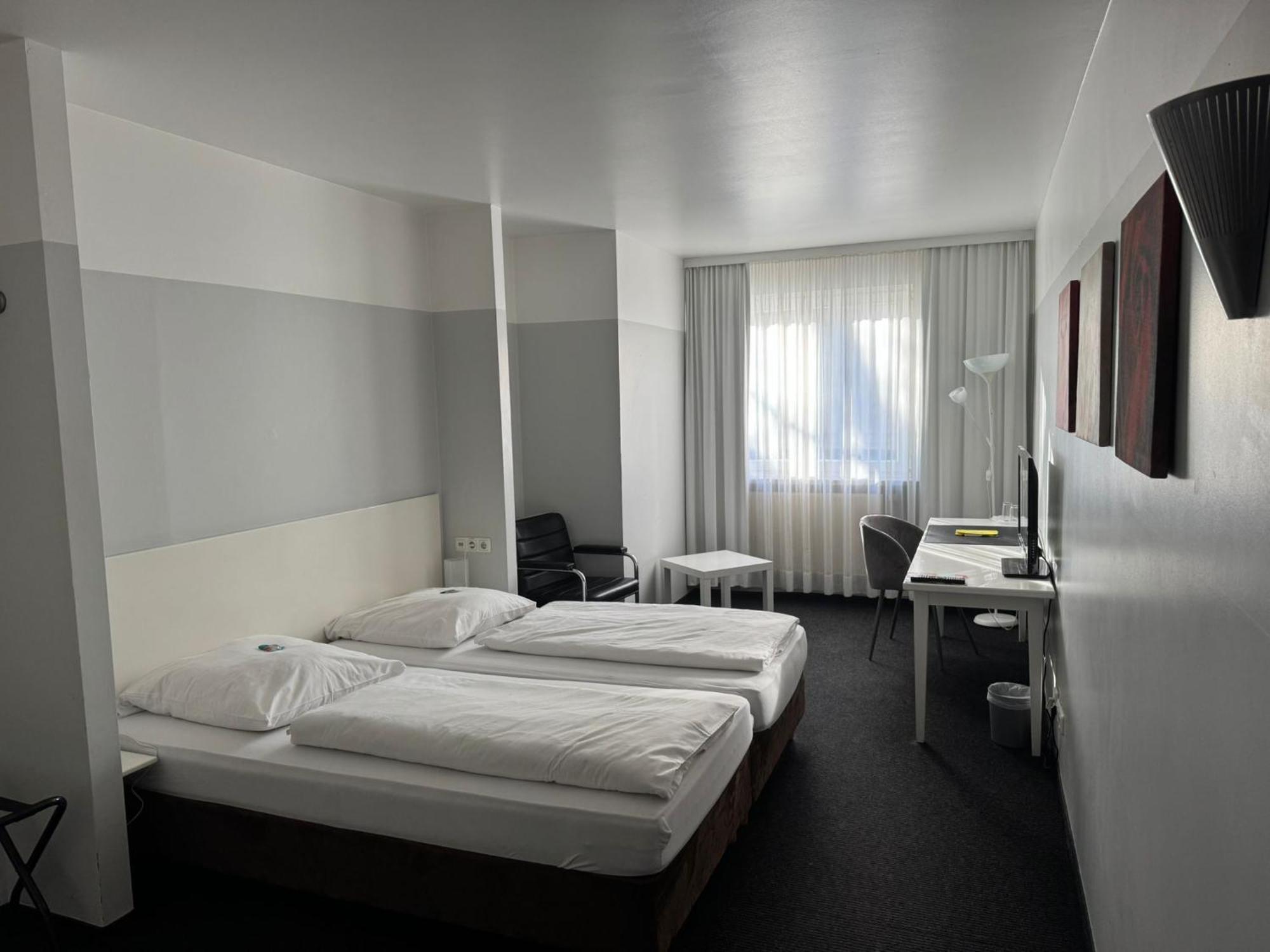 Hotel U Muelheim Free Parking Highspeed Wifi Mülheim an der Ruhr Extérieur photo