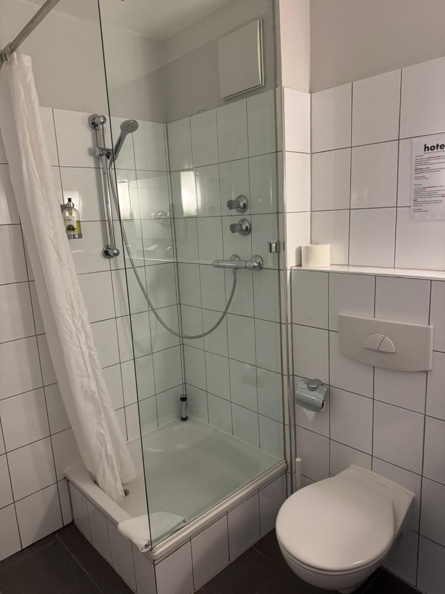 Hotel U Muelheim Free Parking Highspeed Wifi Mülheim an der Ruhr Extérieur photo